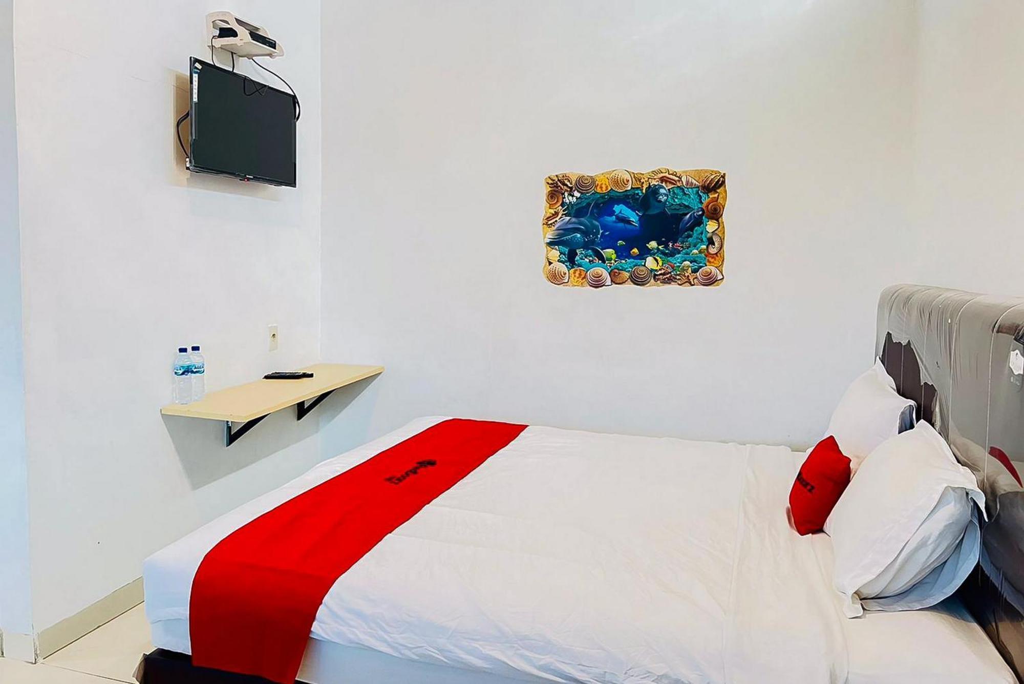 Reddoorz At Damai Guest House Kabanjahe מראה חיצוני תמונה